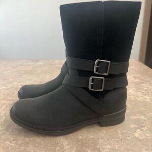 Women’s Ugg Lorna Boot 6